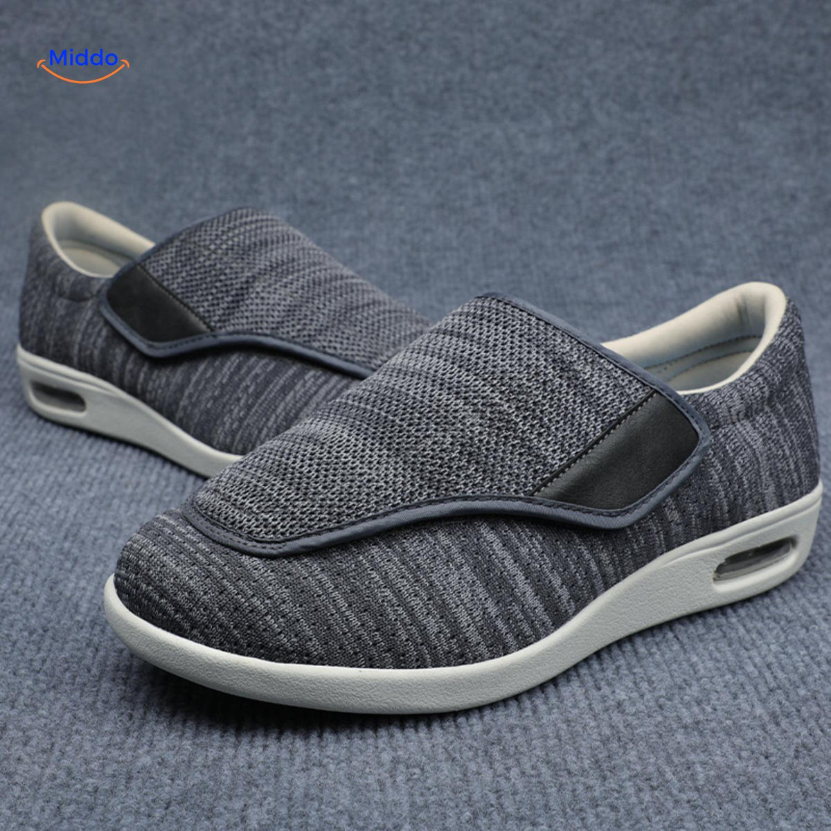 https://cdn.shopify.com/s/files/1/0617/1787/2862/files/Trendstep-schoenen-donkergrijs-met-klittenbandsluiting-middo.nl.jpg?v=1758090394