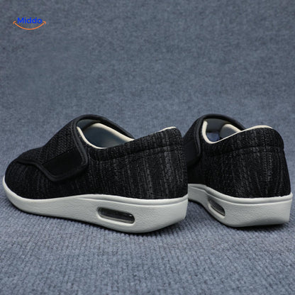 https://cdn.shopify.com/s/files/1/0617/1787/2862/files/Trendstep-schoenen-zwart-met-klittenbandsluiting-achterkant-aanzicht-middo.nl.jpg?v=1758090394